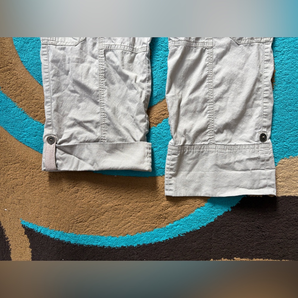 Apt. 9 Light Khaki Cargo Capris - Picture 4 of 11